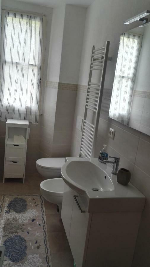Casa Viviani Apartment Levanto Bagian luar foto